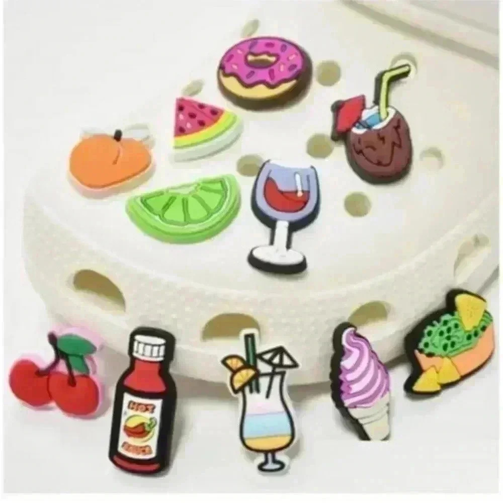 🥳MYSTERY PACK OF 5 Croc Charms - Picture 2 of 8